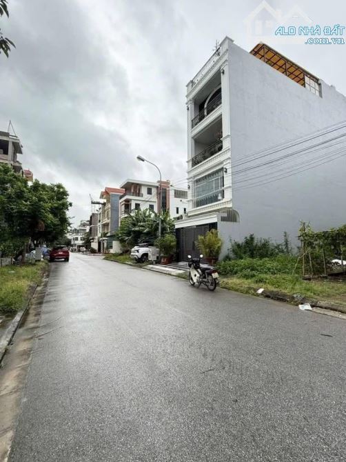 🏘️🏘️ Bán nhà 2,5 tầng-  cầu đất- ngô quyền- giá 2,05 tỷ- 27m2 - 8