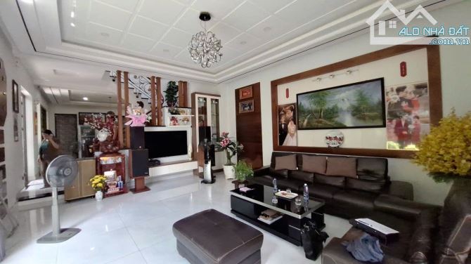 13.5❌26m, BÁN BIỆT THỰ 4 TẦNG, ĐƯỜNG 20M, XUÂN THỚI SƠN, HÓC MÔN, 29 TỶ TL - 8