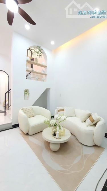 Nhà mới keng, full nội thất ngay khu Tên Lửa, BXMT. 65m2, 2 tầng - 8