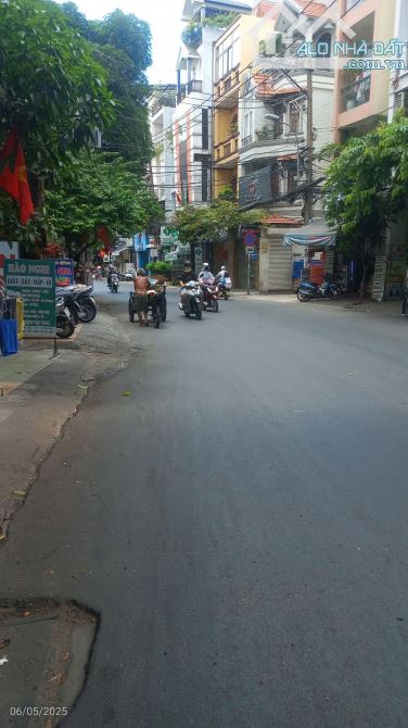 Bán Gấp Căn nhà Mặt Tiền Ni Sư Hùynh Liên, P10, Tân Bình, HCM, 80m2, 16tỷ TL - 8