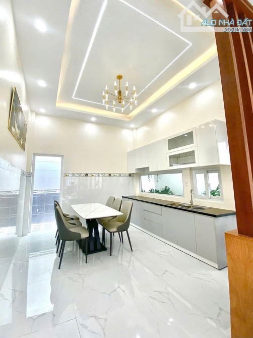 Biệt thự mini sân vườn, xây mới, trung tâm hóc môn, 8x15m, nhỉnh 4 tỷ - 8