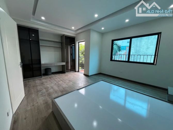🏡 NHÀ ĐẸP – Ở NGAY – VỊ TRÍ ĐẮC ĐỊA - LÔ GÓC 2 THOÁNG - GIAO THÔNG CỰC THUẬN TIỆN - 8