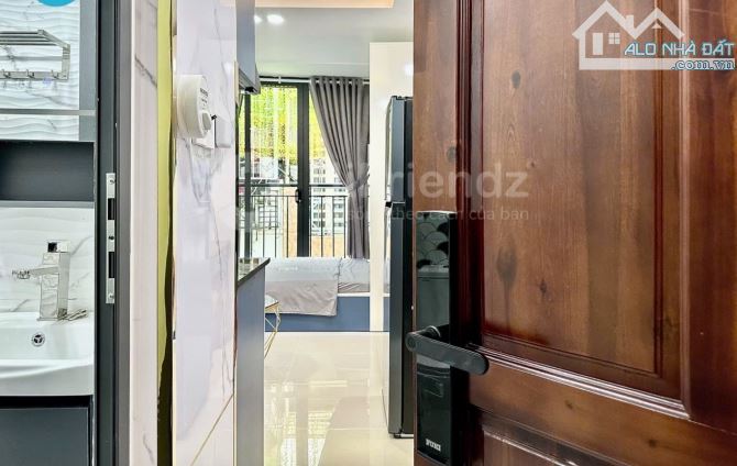 BÁN CĂN HỘ DỊCH VỤ- DÒNG TIỀN 360TRIỆU/ NĂM - NHÀ 4TẦNG - GÒ VẤP - 8
