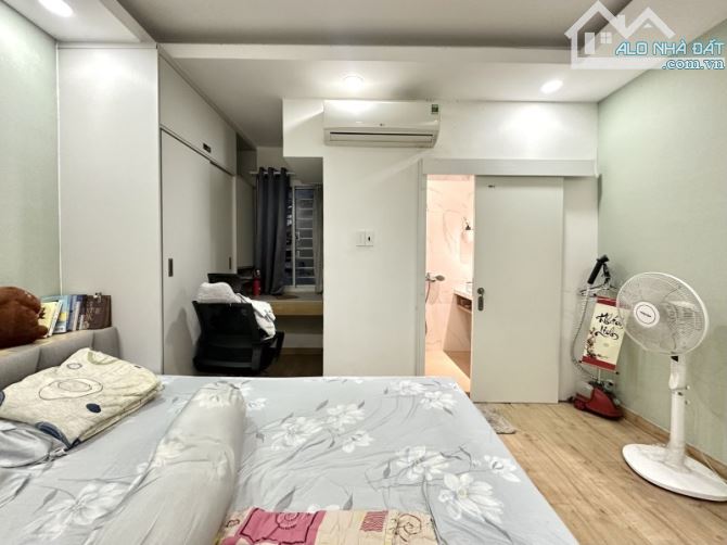 BÁN NHÀ HẺM NHỰA Ô TÔ – CÓ VỈA HÈ – 64M² – 4 TẦNG– NGUYỄN XÍ, P26, BÌNH THẠNH – 12.5 TỶ - 8
