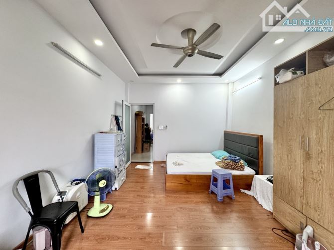 Bán nhà MTKD p26 bình thạnh- 4x18m - 5 tầng - 11,8 tỷ - 8