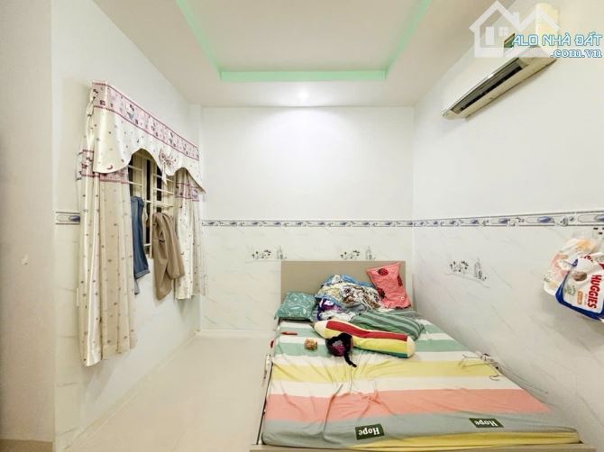 BÁN NHÀ HUỲNH TẤN PHÁT SHR 2 TẦNG CHỈ 4.69T - 8