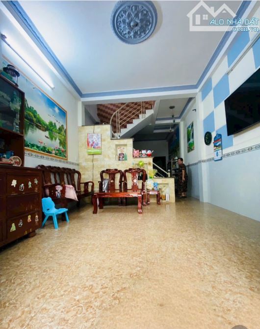 Bán Nhà Gần BV Q12- ĐT 4m x 15m- 2Tầng-  HXH- Chỉ 4,5 Tỷ. - 8