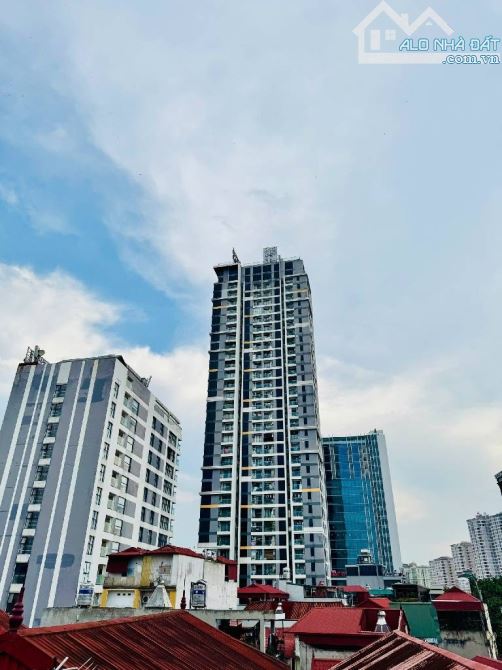 Nhà Cầu Giấy 5 tầng ngõ thông nông,2 thoáng,phân lô dân trí cao giá hơn 7 tỷ lô - 9