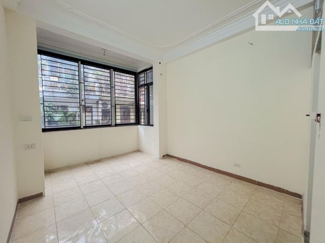 Bán nhà view hồ Linh Đàm vị trí vàng cho kinh doanh vỉa hè rộng 55m², giá 26.8 tỷ - 9