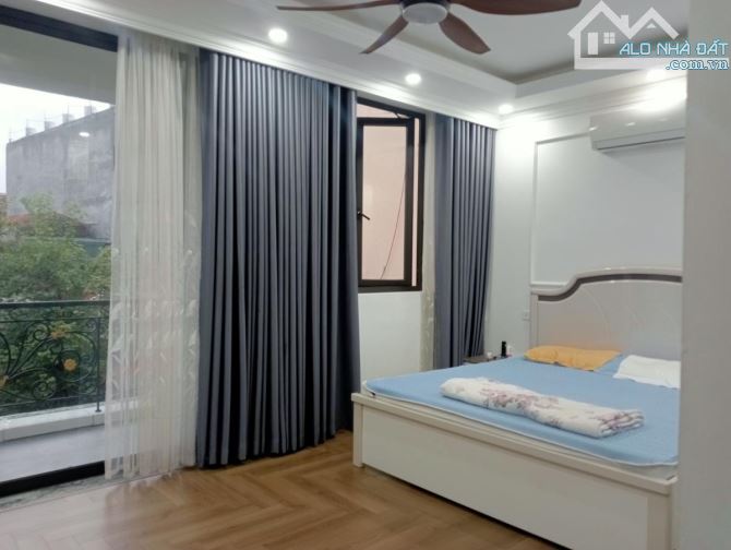 🌴 NGÔ GIA TỰ – VIỆT HƯNG, 125M², 3 TẦNG – BIỆT THỰ MINI SÂN VƯỜN, 18,9 TỶ - 9