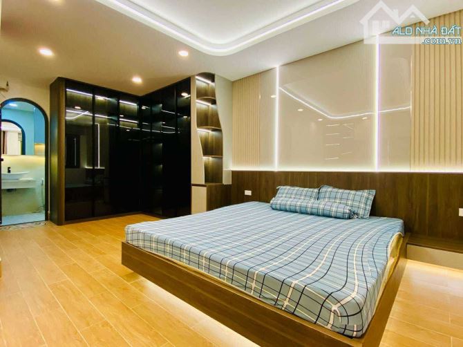 5x10 NGAY ĐẠI HỌC VĂN LANG HXH THÔNG HƠN 8tỷ - 9