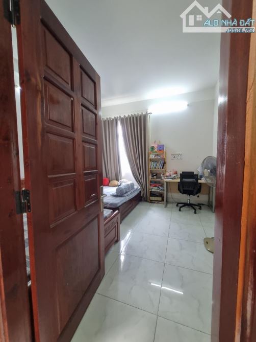 MẶT TIỀN ĐƯỜNG SỐ 2 – KDC LÊ THÀNH – NHÀ NGANG 6M KHÔNG LỘ GIỚI – 3 TẦNG SÂN THƯỢNG – 102M - 9