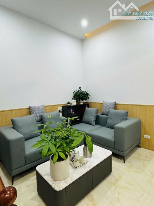 🔥 CHỦ CẦN TIỀN – BÁN NHANH 🔥🔥 🏡 SIÊU PHẨM NHÀ 3 TẦNG – 2 MẶT TIỀN NGUYỄN LỮ - 9