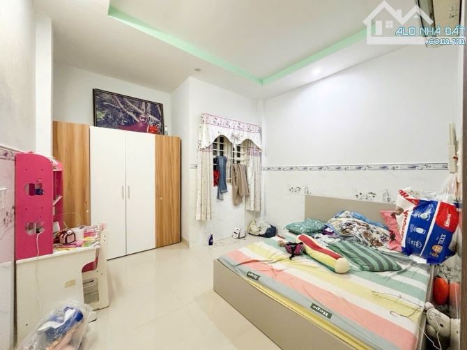 BÁN NHÀ HUỲNH TẤN PHÁT SHR 2 TẦNG CHỈ 4.69T - 9