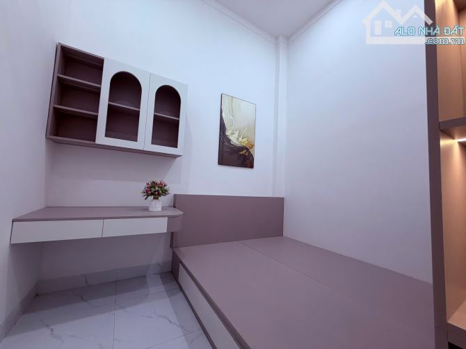 NHÀ MỚI THIẾT KẾ HIỆN ĐẠI - MT HẺM 3 XE HƠI NÉ NHAU 133 Nơ Trang Gưh - 9