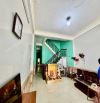 Gấp- bán nhà 3t- 118m2-Khuê Trung - sát công viên -8.x tỷ