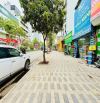 Bán đất tặng Nhà MP Lạc Long Quân. 140m. Vỉa hè 7m, xấy tòa Biuding quá đẹp. Giá rẻ nhất
