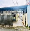 BÁN CĂN NHÀ CẤP 4 CỦ P.TRẤN BIÊN ( quang vinh củ). DT: 5,2x13,5=73M2. GIÁ: 2TỶ650 TL