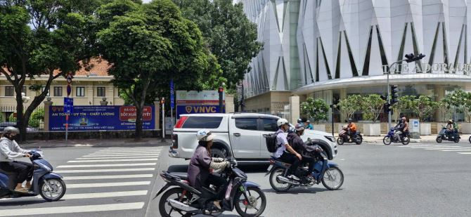 Bán gấp hà 5 tầng, Phú Nhuận trung tâm, Không gian lý tưởng cho gia đình 3 thế hệ ! - 3