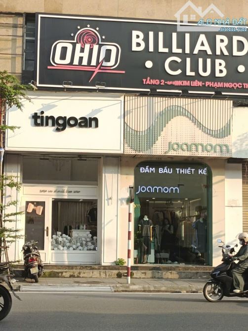 Bán Ki-ốt mặt phố Phạm Ngọc Thạch, Đống Đa. 27 m2. Vỉa hè rộng KD sầm uất. Sổ lâu dài.