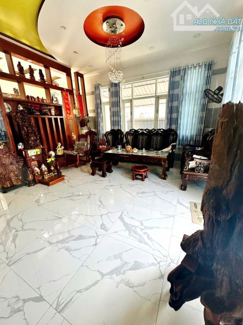 CĂN GÓC MT NHỰA HÀN MẶC TỬ, PHÚ HÀI, 202M2 GIÁ 4.3 TỶ