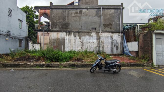 Bán đất Dương Quang 43m2 Lô góc, trục chính ô tô tránh, sát hồ điều hoà giá nhỉnh 3 tỷ