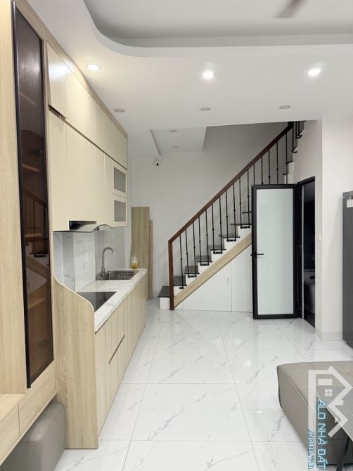 Bán nhà Đông Dư siêu hiếm, mới xây, nội thất đẹp, 31,3m2, 5.2 tỷ