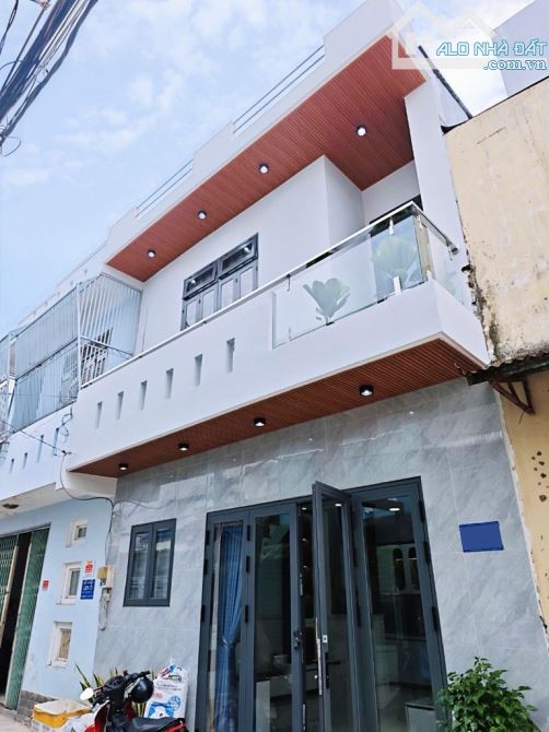 NHÀ 1 TRỆT 1 LẦU ĐÚC - TẶNG FULL NỘI THẤT - PHẠM VĂN CHIÊU, P14 GÒ VẤP – 42M² – CHỈ 4.9 TỶ
