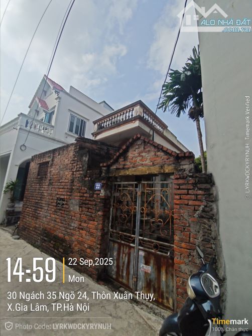 Bán đất Kiêu Kỵ 75m2 đường ô tô vào, sẵn nhà cũ. Ngõ nông, cách 1 nhà ra đường ô tô