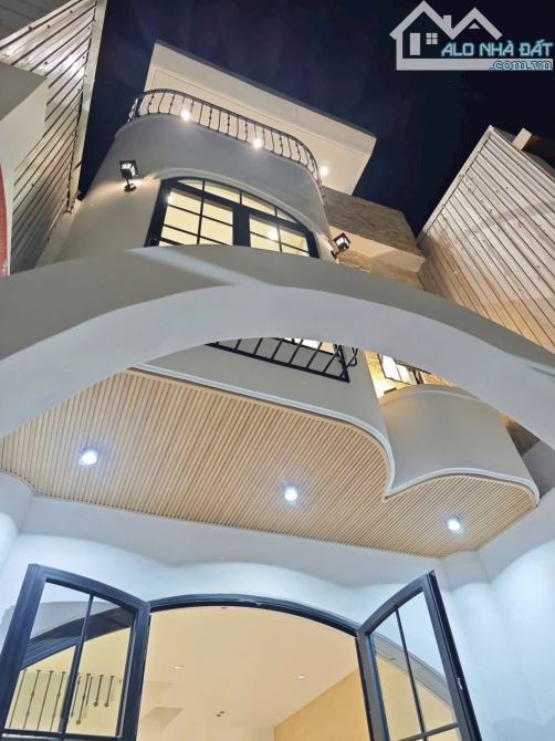 Bán nhà kiệt 572 ông ích khiêm hải châu