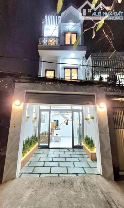 Q7 HXH 5M 3.7x15M NỞ HẬU 4.4M 3 TẦNG 4PN NHÀ MỚI Ở NGAY TẶNG FULL NỘI THẤT 7.x T