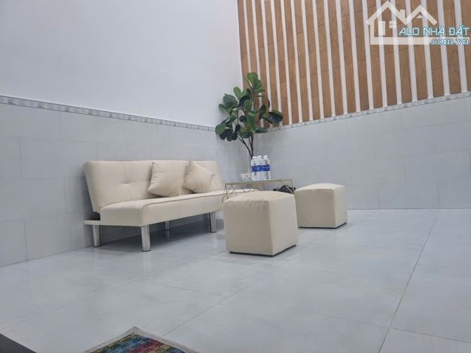ĐƯỜNG NHỰA 6M - MẶT TIỀN KINH DOANH ĐA NGHÀNH NGHỀ  - XE HƠI NGỦ TRONG NHÀ PHẠM VĂN CHIÊU