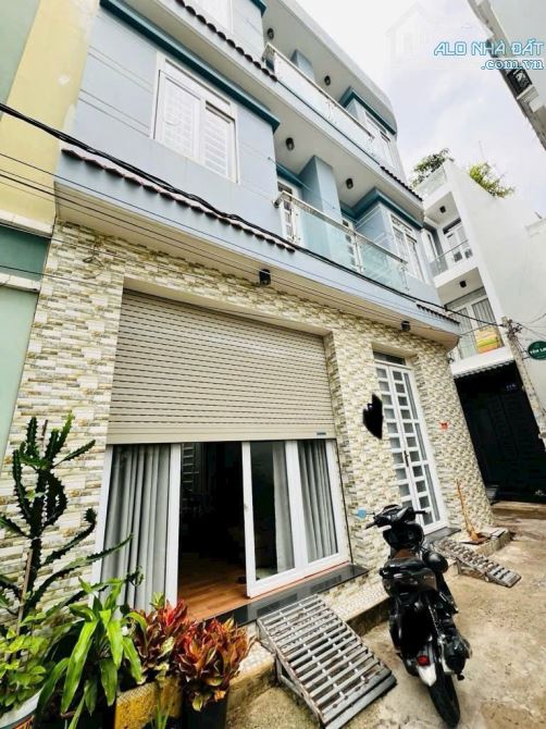 LÔ GÓC 2 MẶT TIỀN_3 TẦNG_73m2_GẦN SƠN KỲ_HẺM Ô TÔ_TÂN PHÚ_7.7 TỶ