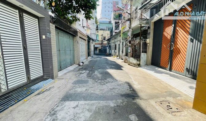 6.6 tỷ - bán nhà hẻm xe hơi Nguyễn Văn Công GV- DT 42m2-vuông vức -gần mặt tiền-khu sânbay