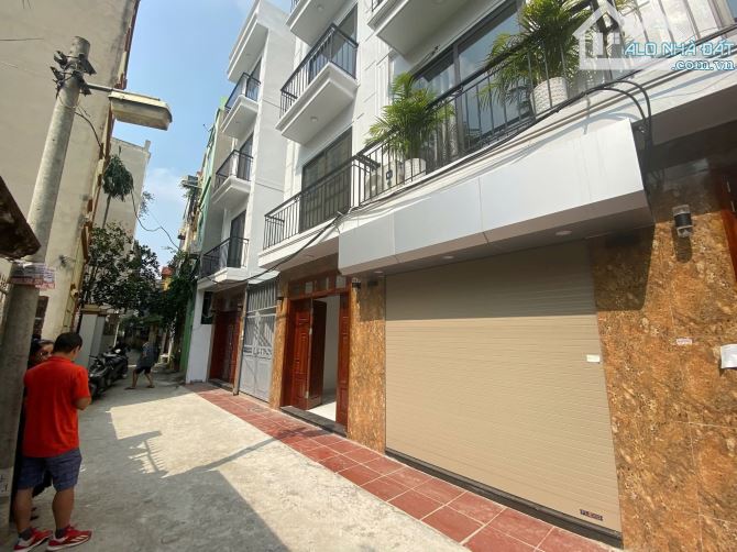 NHÀ MỚI 5 TẦNG LÔ GÓC Ô TÔ ĐỖ CỬA  FULL NỘI THẤT 35M NHỈNH 6 TỶ