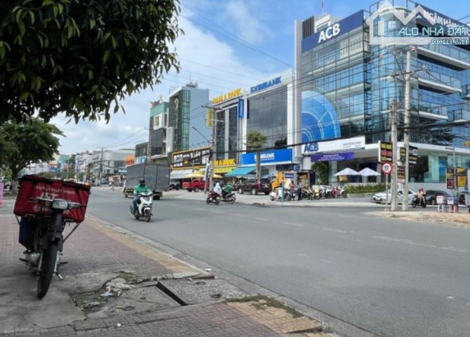 RA NHANH ĐẤT MẶT TIỀN ĐƯỜNG LÊ DUẨN CÁCH SÂN BAY LONG THÀNH 5KM - 120M2 GIÁ RẺ 1 TỶ 7 SHR