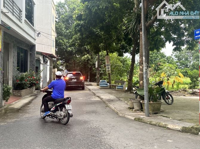 Đất đẹp PHỐ SỦI – 65 m², ngõ thông, ô tô tải ngủ trong đất, giá 5,5 tỷ