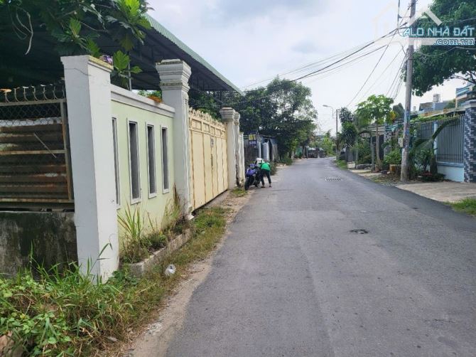 BÁN ĐẤT TẶNG NHÀ XƯỞNG TÂN QUÝ TÂY BÌNH CHÁNH 840M2 ĐƯỜNG XE TẢI TRÁNH