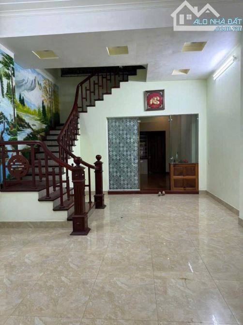 Bán nhà 4 tầng hud A nhìn vườn hoa dt 82.5m2 + mt 5m + hướng TN giá 15.2 tỷ