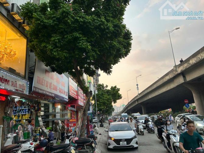 BÁN NHÀ MẶT PHỐ NGUYỄN XIỂN THANH XUÂN, VỈA HÈ KINH DOANH, DT42,5M 6T, NHỈNH 20 TỶ