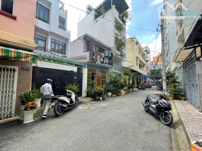 Nhà 4 tầng khu Bàu Cát, 2 mặt hẻm 8m, 4.5x19m, 90m2, 13.9 tỷ TL