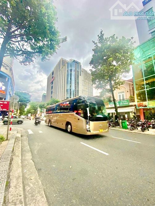 💥BÁN NHÀ 4 TẦNG  MT TRẦN PHÚ - VỊ TRÍ TRUNG TÂM CỰC HIẾM - DT 110M2 NGANG 12M- GARAR OTO