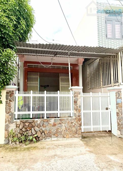 BÁN NHÀ đường oto đậu trước nhà 272 Lê Hồng Phong giáp khu đô thị Hà Quang1.Giá 5,4ty