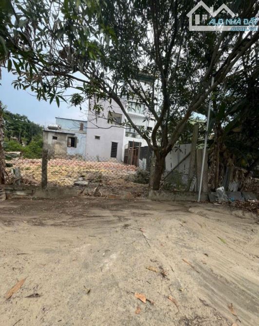 Bán đất kiệt ô tô đường Khái Tây 1, Hoà Quý, Ngũ Hành Sơn. DT 81m2 ngang 5.1m. Giá 2.32 tỷ