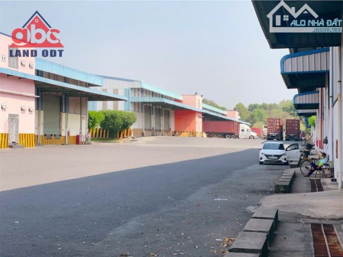 Cho thuê kho 1ha  long bình  gần  KCN biên hoà - đồng nai. Chỉ 80k/m2