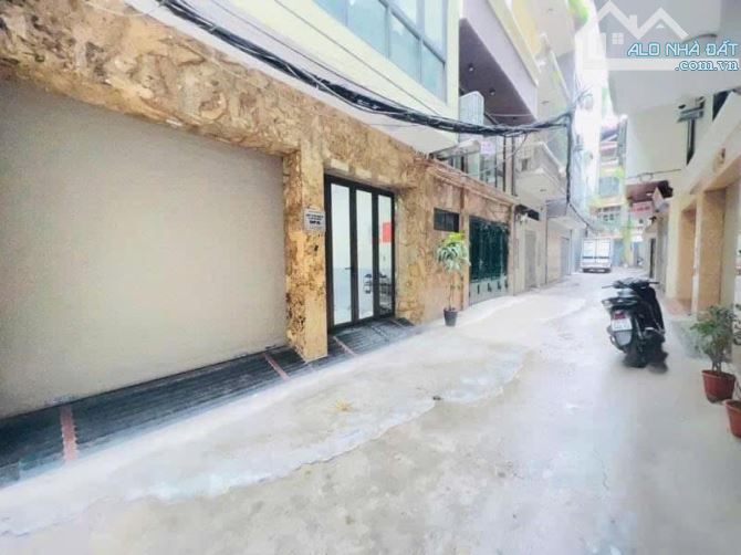 BÁN NHÀ PHÂN LÔ TRẦN QUANG DIỆU ĐỐNG ĐA - 60M 6T MT 6M - OTO VÀO NHÀ GẦN HỒ HOÀNG CẦU