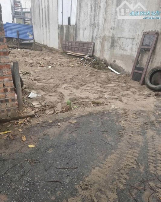 BÁN ĐẤT ĐÔNG DƯ GIA LÂM,Ô TÔ ,ĐƯỜNG TRẢI NHỰA ĐẸP *DT 45M GIÁ 4,75TỶ