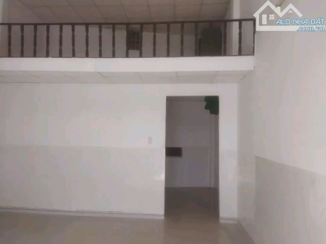 Bán căn nhà 40m² 5x8 sổ riêng - Chợ Chó Trung Mỹ Tây Quận 12 giá rẻ 2.73 tỷ.