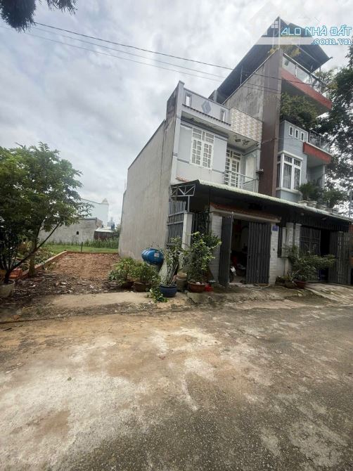 Đất Vườn Lài, An Phú Đông giá 2 tỉ 555 triệu