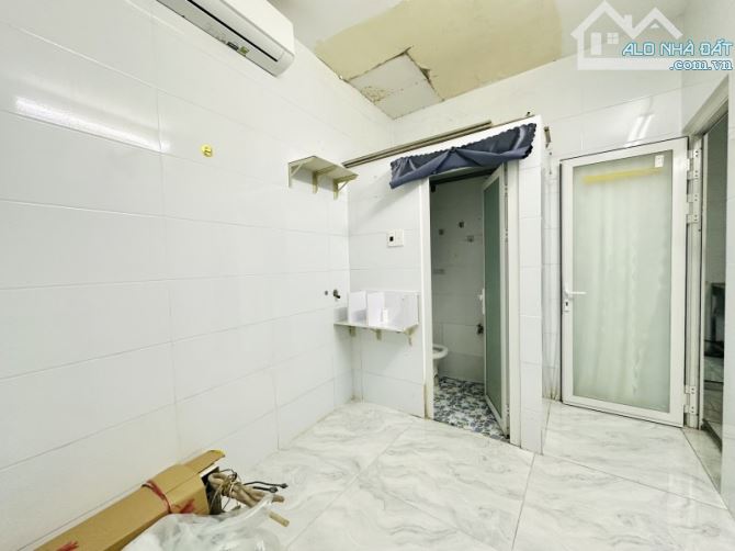 💥8.999 TỶ – HẺM Ô TÔ KINH DOANH Q1 – ĐỐI DIỆN CENTRAL MARKET – 44M² PHẠM NGŨ LÃO.